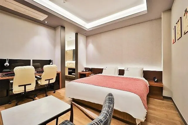 Motel Busan Jeonggwan Hotel Raum