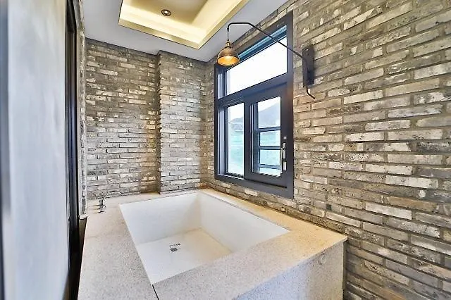 Busan Jeonggwan Hotel Raum