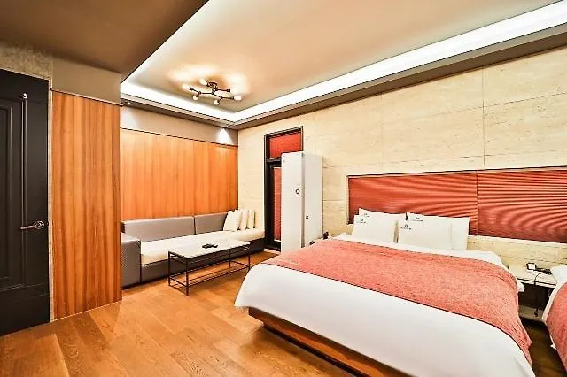 Busan Jeonggwan Hotel Raum